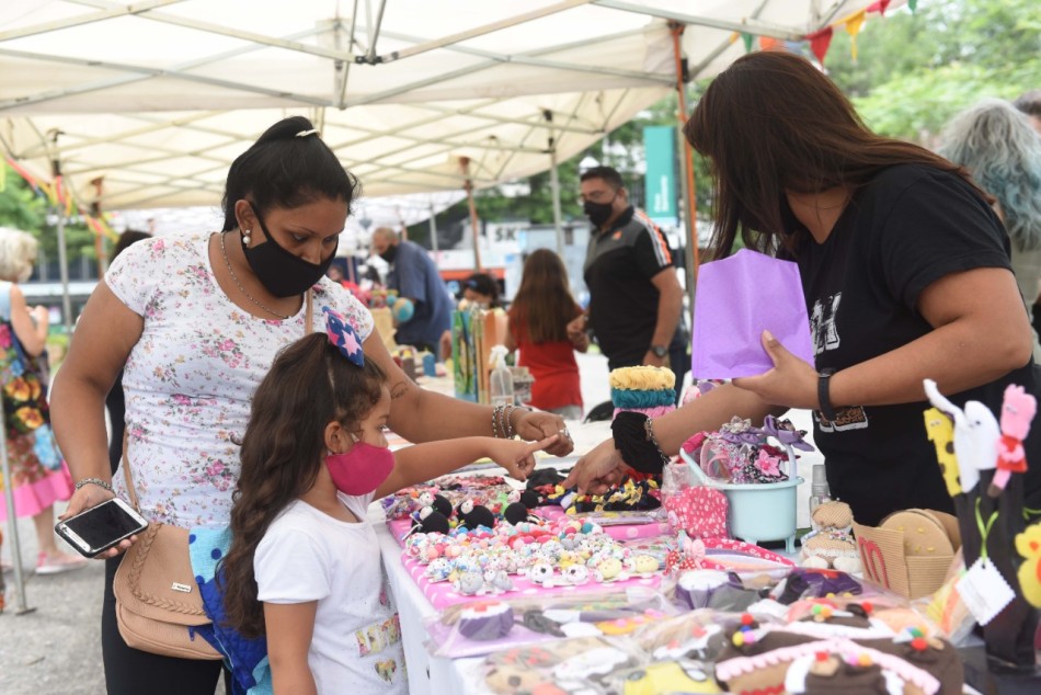302103 | Ferias y Mercados de Economía Social - Silvio Moriconi
