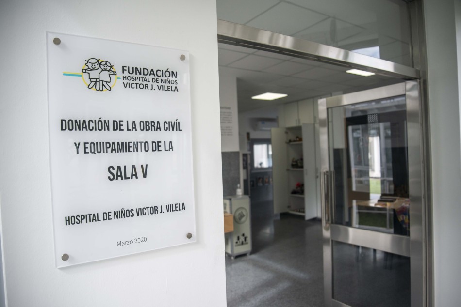 302371 | Inauguración sala 5 Hospital de niños Vilela - Sec. de Salud Pública (Guillermo Fernández)