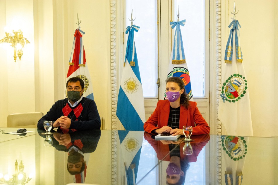 307655 | Leone y Cantore durante la Reunión - Juan Pablo Allegue