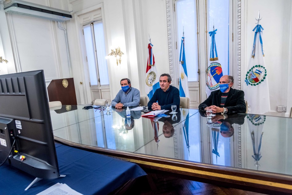 311033 | Zoom con docentes por promesa a la bandera - Subsecretaría de Comunicación Social (Marcelo Beltrame)