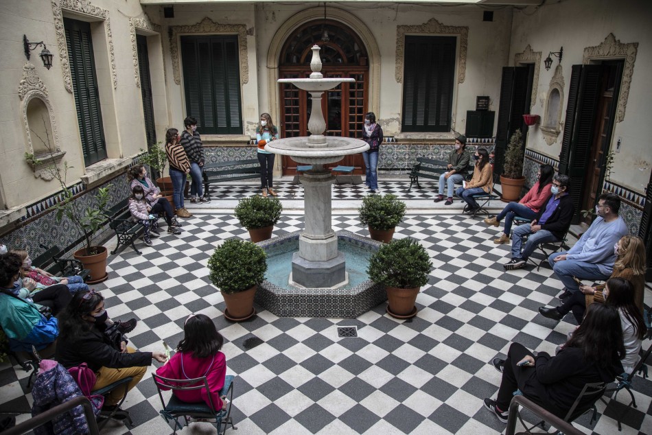 315983 | Club de lectura en Museo Estevez - Sec. de Cultura y Educación (Guillermo Turin Bootello)