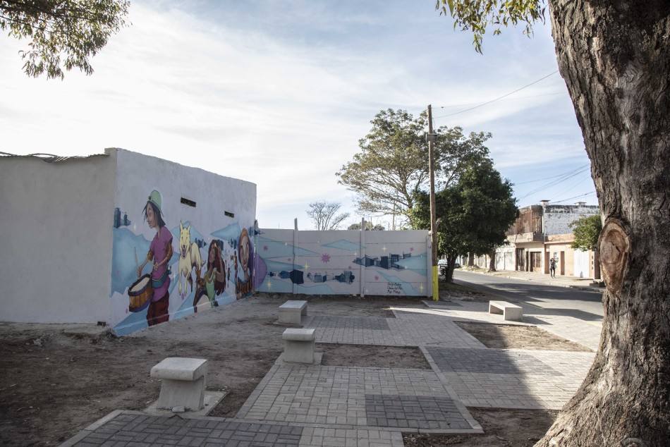 317663 | La flamante plaza lista para ser habitada - Guillermo Turin Bootello