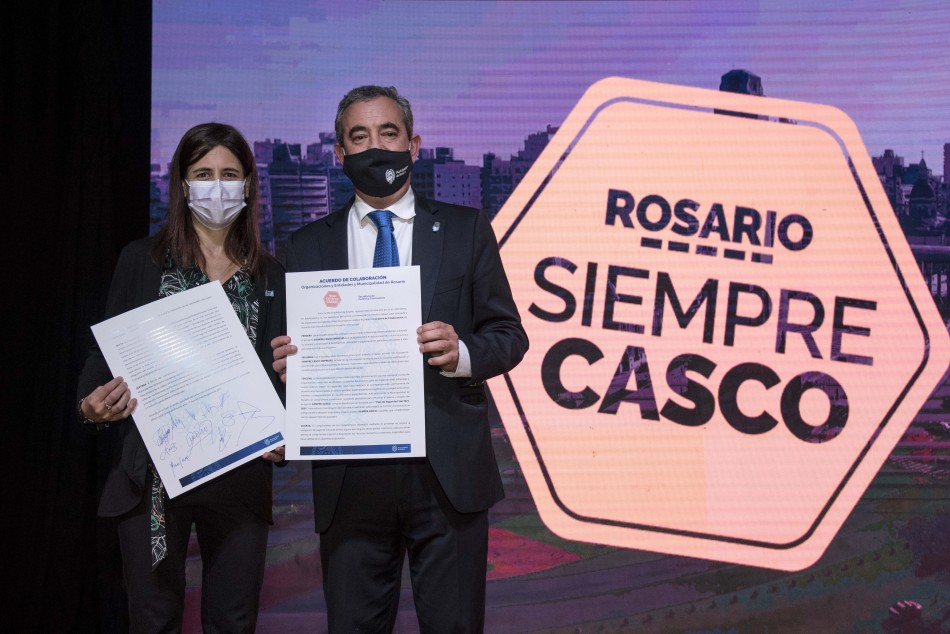 318567 | Presentación y firma del convenio del proyecto Siempre Casco - Subsecretaría de Comunicación Social (Silvio Moriconi)