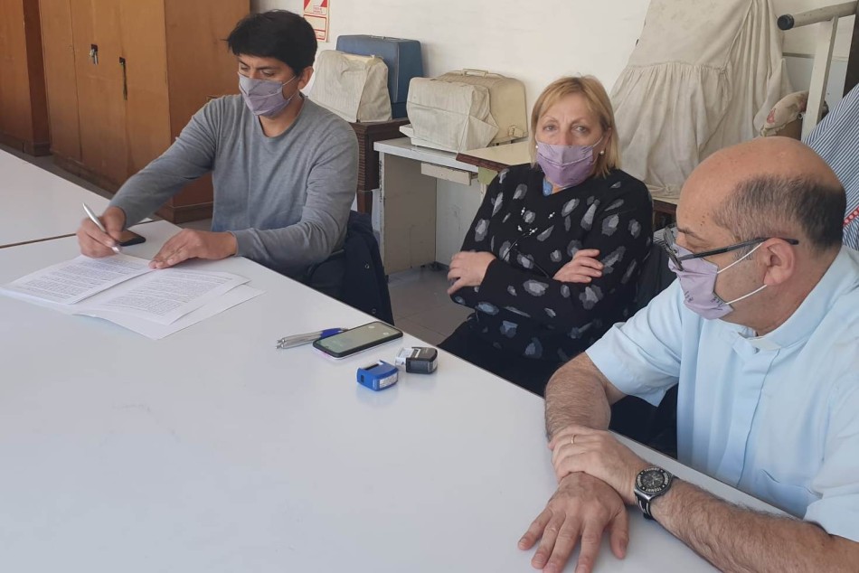 324670 | El municipio firmó un acuerdo con Cáritas para dar alojamiento a mujeres en situación de calle - Mariano Panichelli