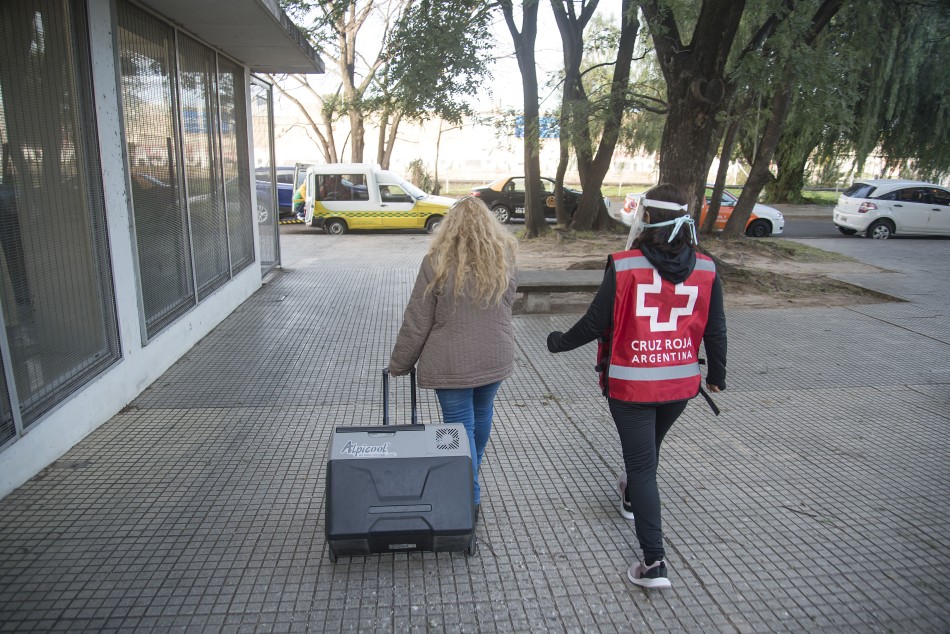 325539 | Vacunación a domicilio junto a Cruz Roja - Sec. de Salud Pública (Guillermo Fernández)