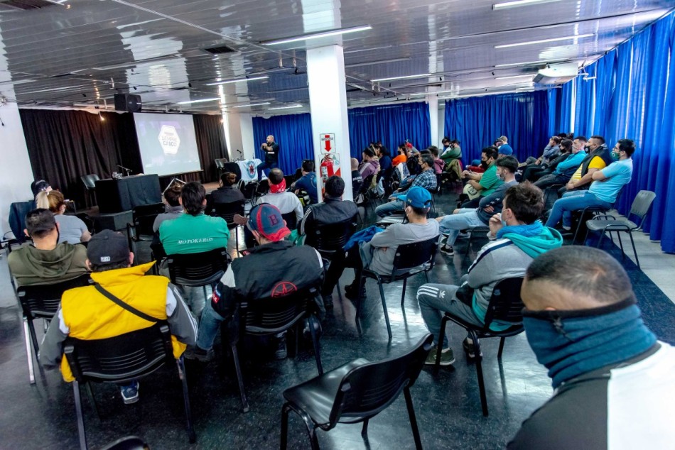 325796 | Se realizó una capacitación para cadetes y deliverys - Secretaría de Control y Convivencia