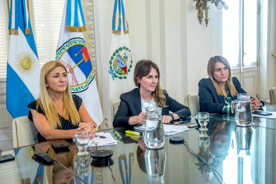 349585 | Rosarinas por el mundo - Subsecretaría de Comunicación Social (Marcelo Beltrame)