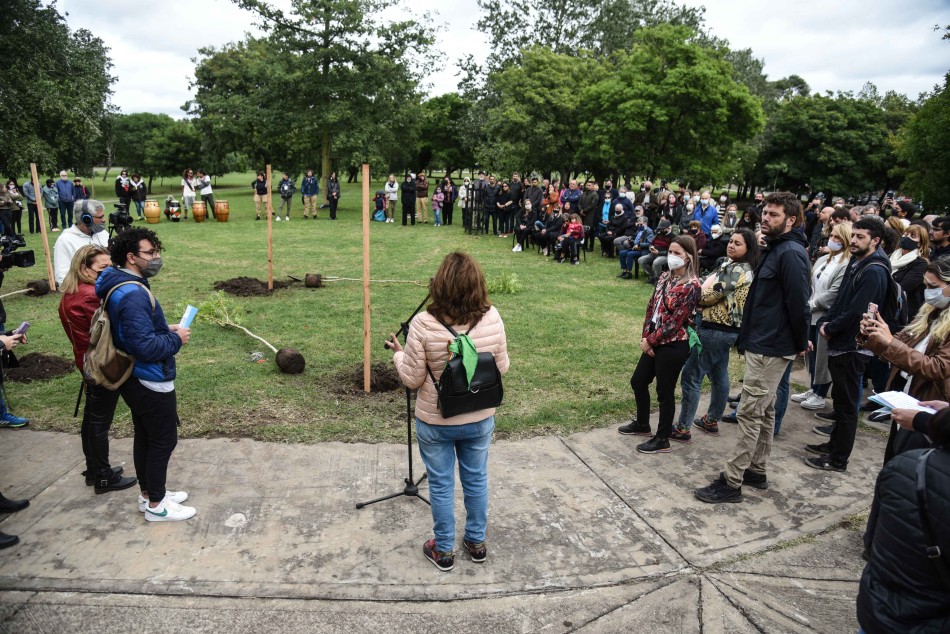 351701 | Ceremonia de plantación de arboles - Subsecretaría de Comunicación Social (Jonatan Bustos)