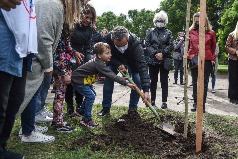 351717 | Ceremonia de plantación de arboles - Subsecretaría de Comunicación Social (Jonatan Bustos)