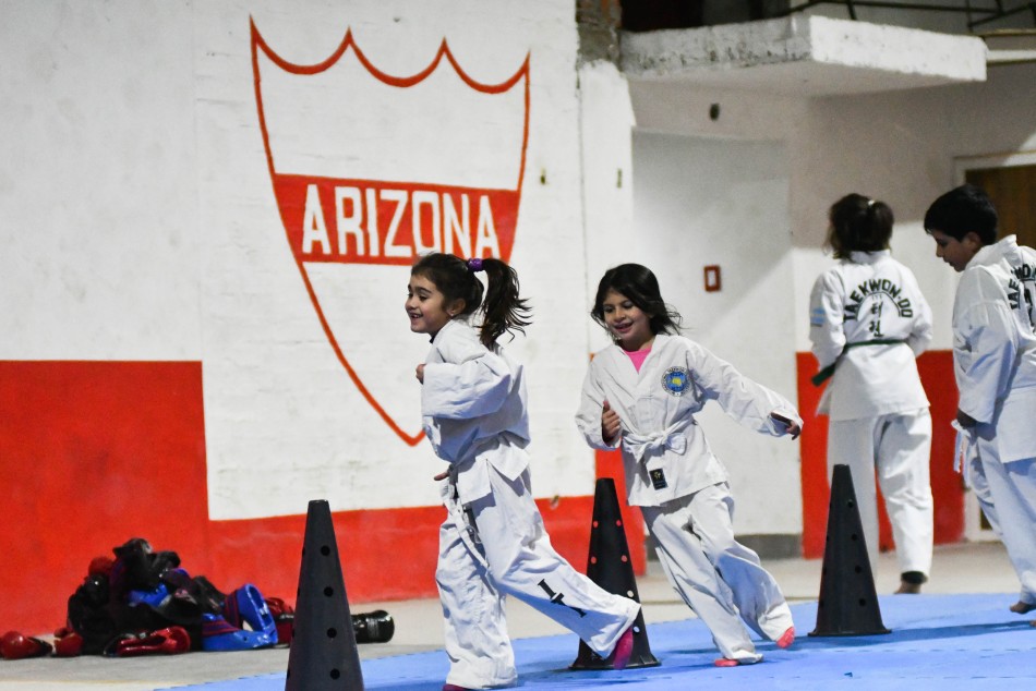 368724 | Club Social, Deportivo y Biblioteca Arizona - Secretaría de Deporte y Turismo / Guillermo Buelga