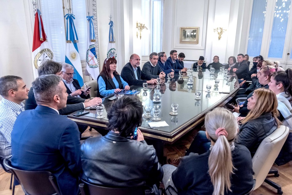 374335 | Reunión con Familiares de Victimas por Inseguridad  - Subsecretaría de Comunicación Social (Marcelo Beltrame)