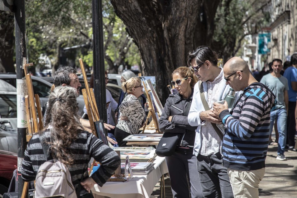386459 | Mercado de las Artes en Sargento Cabral y Av. Belgrano - Sec. de Cultura y Educación (Guillermo Turin Bootello)
