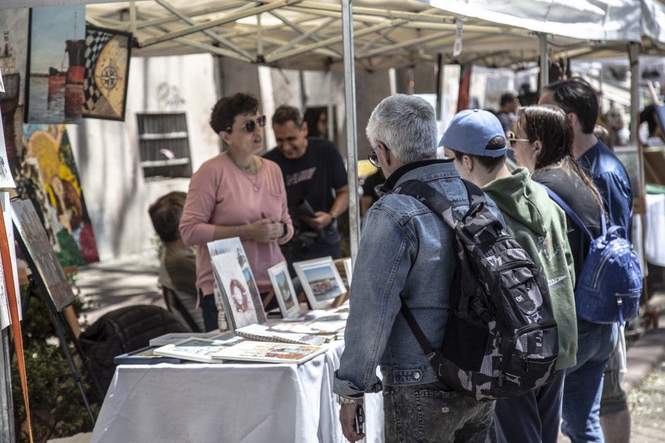 386466 | Mercado de las Artes en Sargento Cabral y Av. Belgrano - Sec. de Cultura y Educación (Guillermo Turin Bootello)