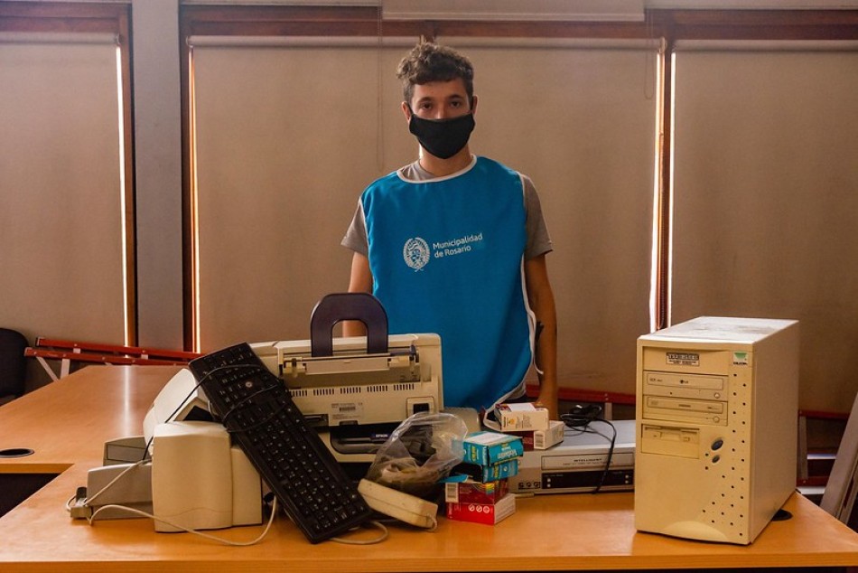 388575 | Jornada de residuos informáticos - Juan Pablo Allegue