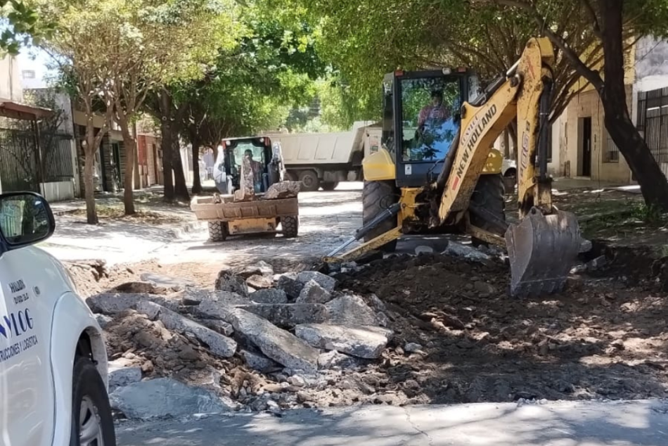 393240 | Trabajos de bacheo - Sergio Flores - Distrito Sur