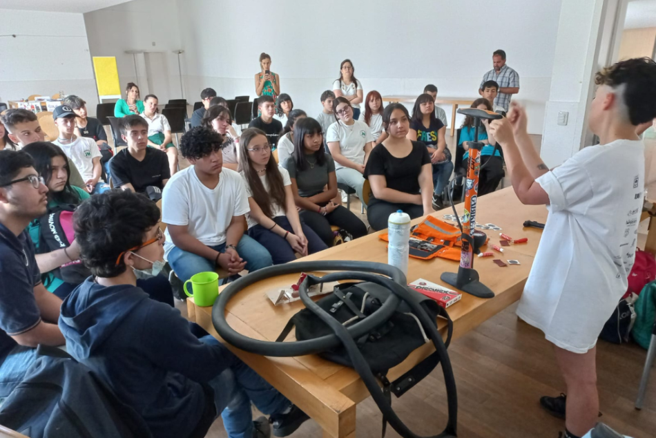 393244 | Taller de ciclo mecánica - Sergio Flores - Distrito Sur