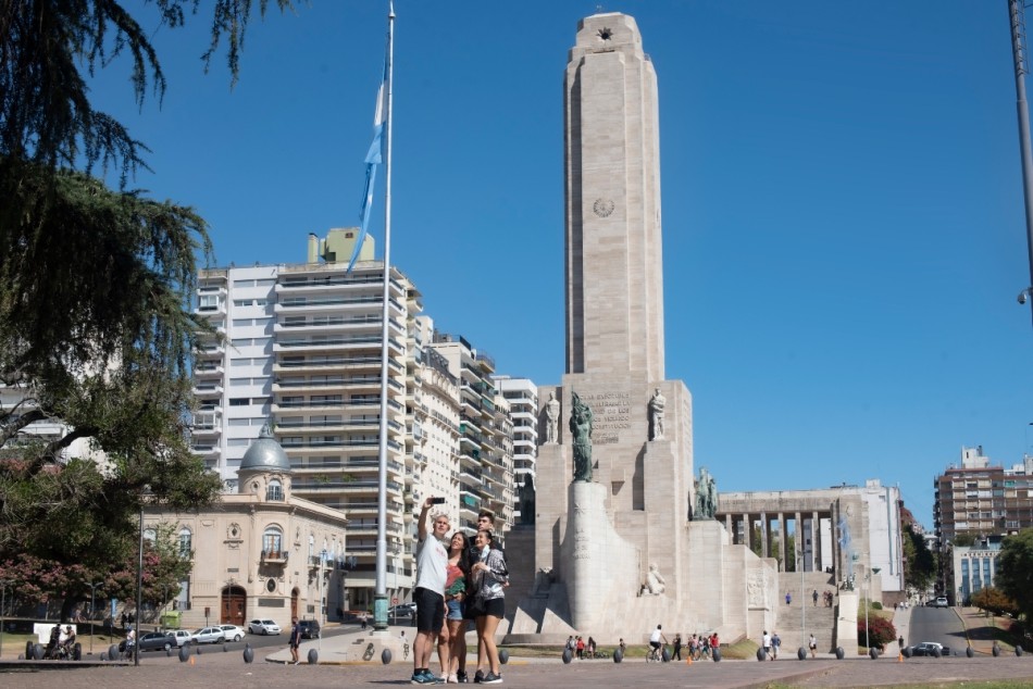 398824 | El Monumento a la Bandera es el lugar más buscado por los turistas - Franco Trovatto