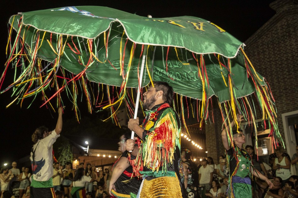 404985 | Baile de Carnaval en Mercado del Patio - Sec. de Cultura y Educación (Guillermo Turin Bootello)