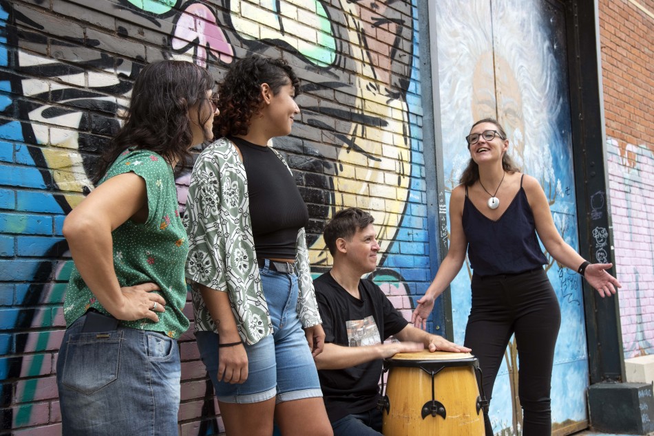 405748 | Escuela de Cumbia en Juventudes - Subsecretaría de Comunicación Social (Silvio Moriconi)