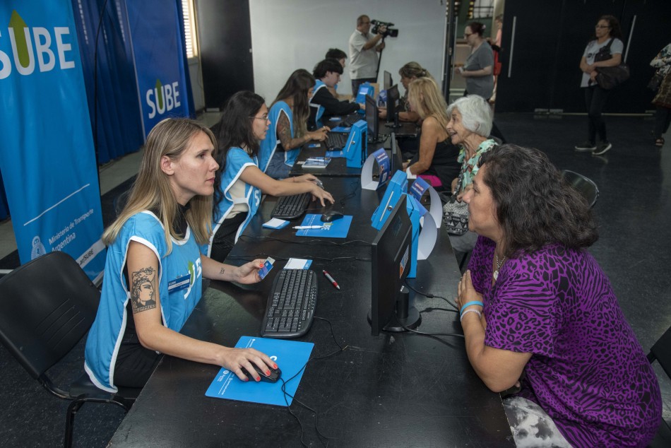 406369 | Primera etapa registración tarjeta SUBE - Subsecretaría de Comunicación Social (Silvio Moriconi)
