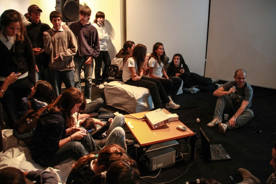 409417 | Campamento digital (archivo) - Sec. de Cultura y Educación (Guillermo Turin Bootello)