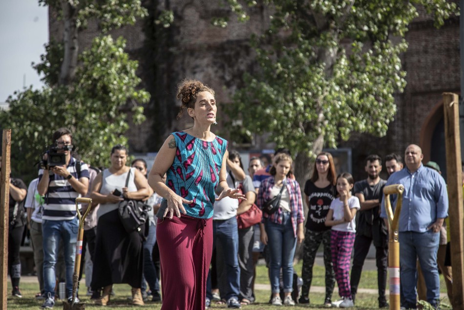 412114 | Fotos Plantación de árboles en Bosque de la Memoria - Sec. de Cultura y Educación (Guillermo Turin Bootello)