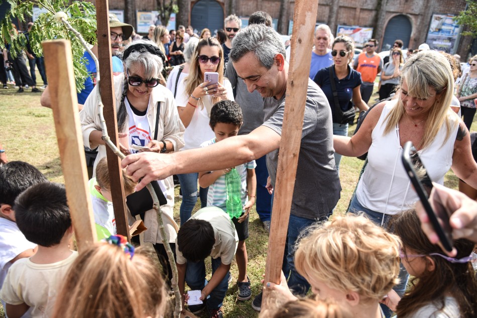 412170 | Plantación de árboles en Bosque de la Memoria - Subsecretaría de Comunicación Social (Jonatan Bustos)