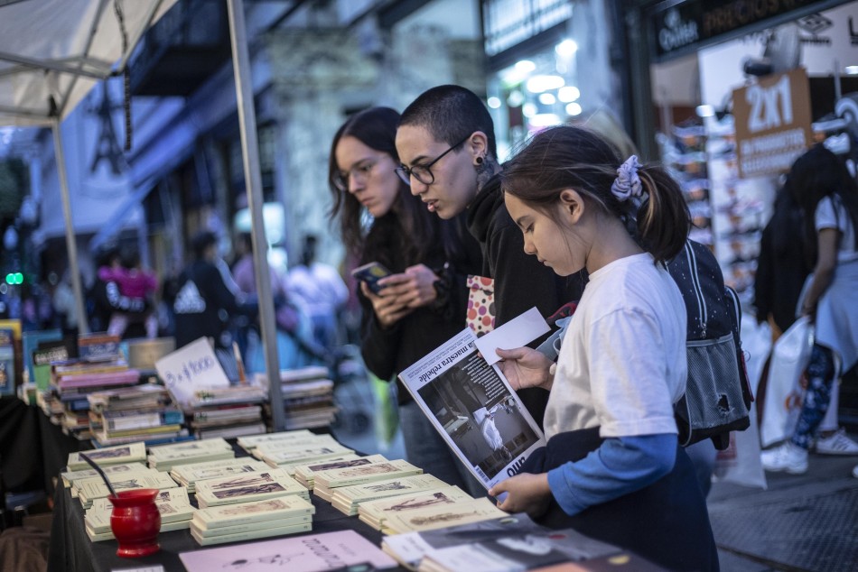 416931 | Noche de Librerías - Sec. de Cultura y Educación (Guillermo Turin Bootello)