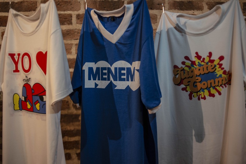 426160 | Fotos apertura muestra Una remera que diga... en CEL Che - Sec. de Cultura y Educación (Guillermo Turin Bootello)