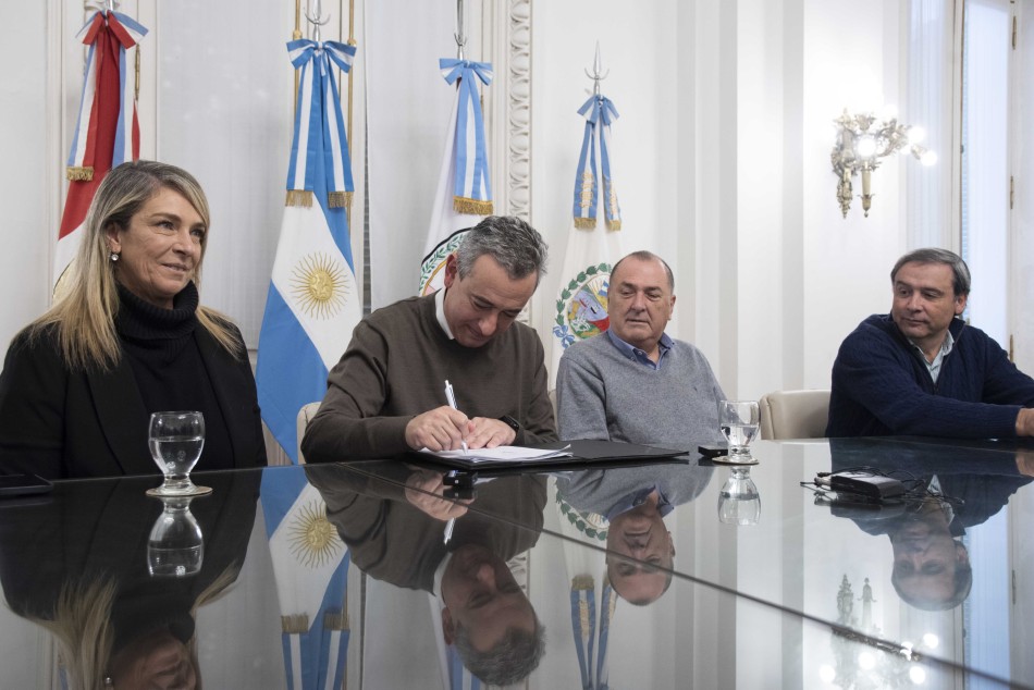 432968 | Promulgación Ordenanza Jubilatoria - Subsecretaría de Comunicación Social (Silvio Moriconi)