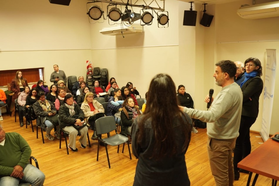 444587 | Ferias y Mercados Arriba Rosario incorporaron 50 nuevos emprendimientos - Subsecretaría de Economía Social