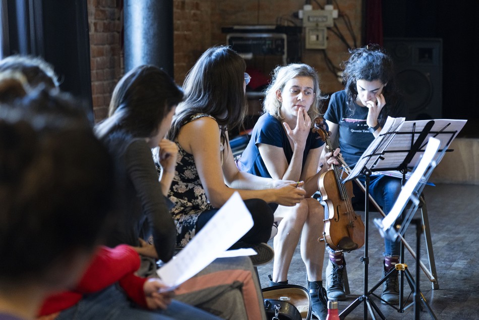 447799 | Taller Los solos de violín en el tango - Silvina La Calamita