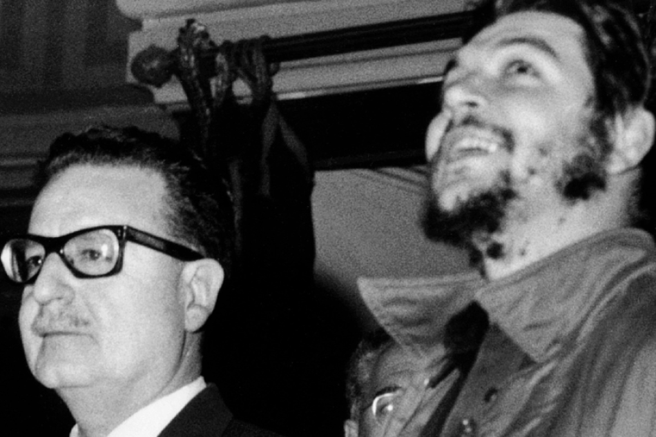 448088 | Ernesto Guevara y Salvador Allende en la conferencia de la OEA, Uruguay 1961.  - Archivo CelChe