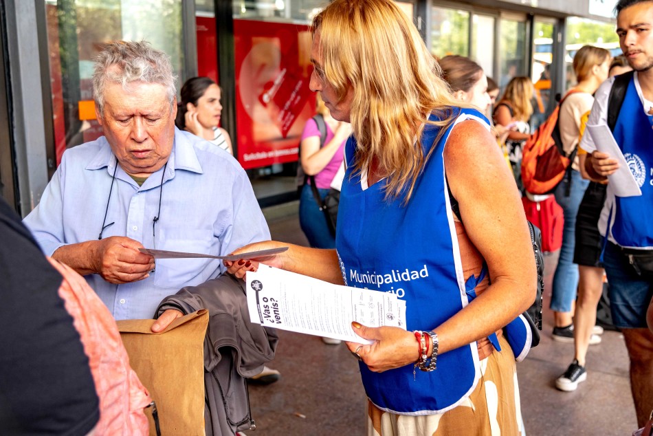 463820 | Terminal de Ómnibus - Actividad Divulgación Dengue  - Subsecretaría de Comunicación Social (Marcelo Beltrame)