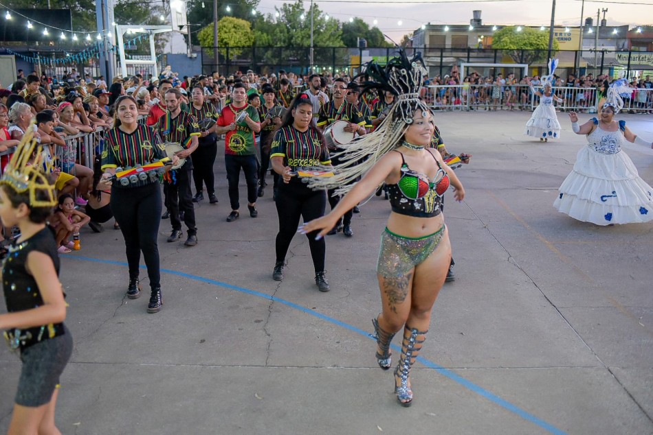 472086 |  - Federico Fernández