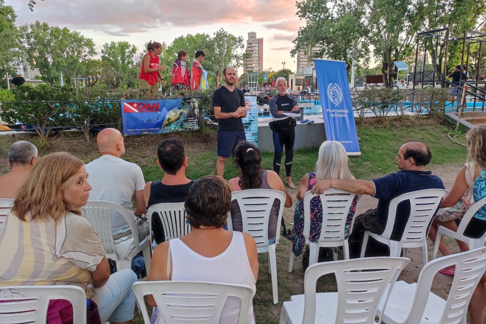 474550 | Un grupo de 10 personas con discapacidad visual participó de la iniciativa. -