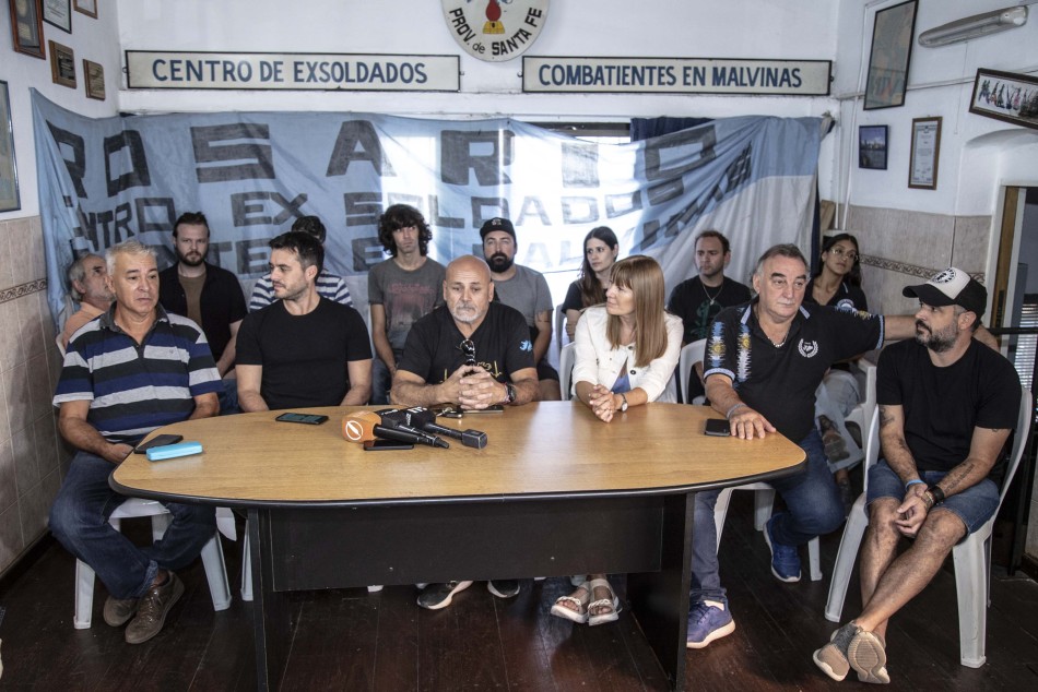 481433 | Presentación Vigilia por Malvinas en Centro de Ex Combatientes - Sec. de Cultura y Educación (Guillermo Turin Bootello)