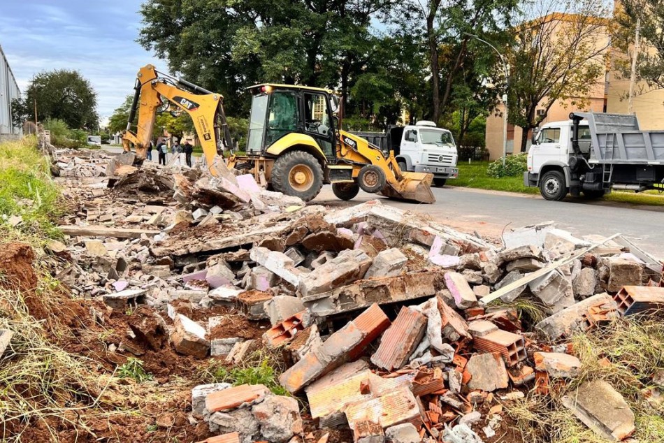 488319 | Cocheras Irregulares Barrio Rucci  - Secretaría de Control y Convivencia