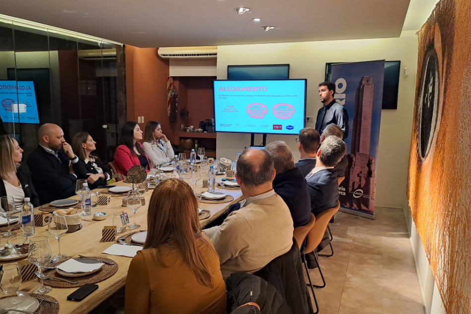 494276 | Más de 20 agencias de Paraguay y Uruguay conocieron el destino Rosario - Ente Turístico Rosario