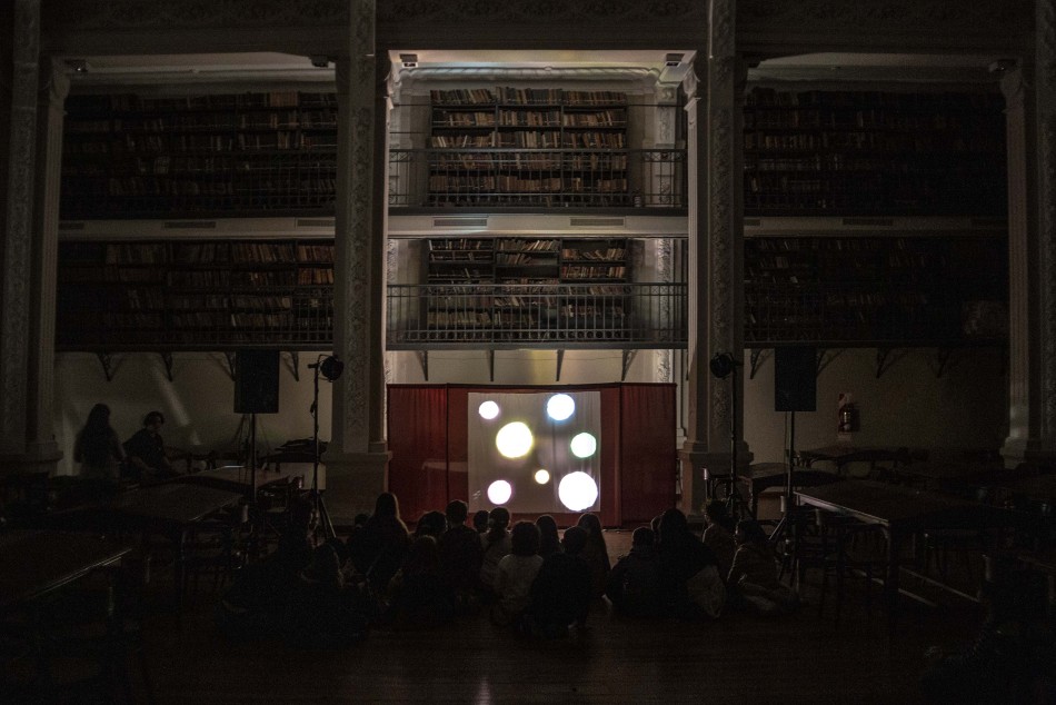 504993 | Aventuras nocturnas en Biblioteca Argentina - Sec. de Cultura y Educación (Guillermo Turin Bootello)