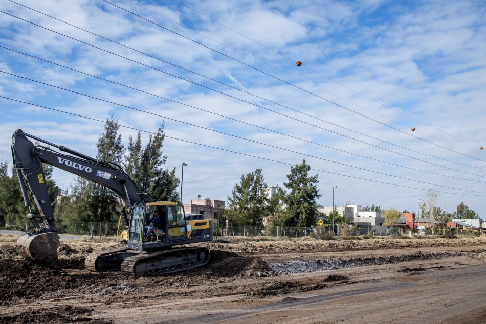 508092 | Reconstrucción integral Av. Newbwry: segunda etapa - Subsecretaría de Comunicación (Silvio Moriconi)