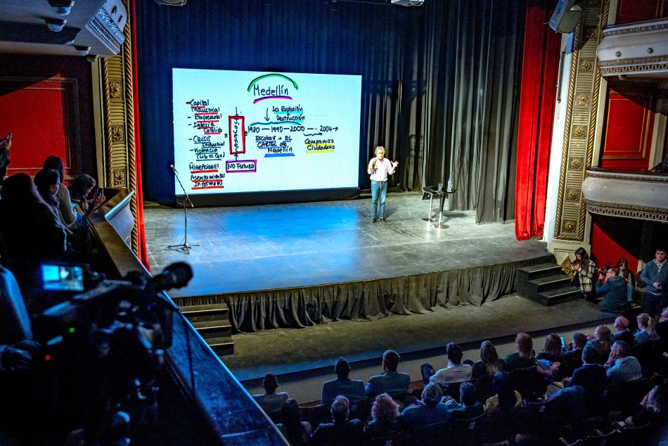 509189 | Conferencia Sergio Fajardo  - Subsecretaría de Comunicación Social (Marcelo Beltrame)