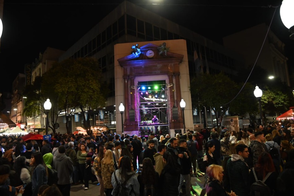 522016 | Noche de Peatonales  - Subsecretaría de Comunicación (Marcelo Beltrame)