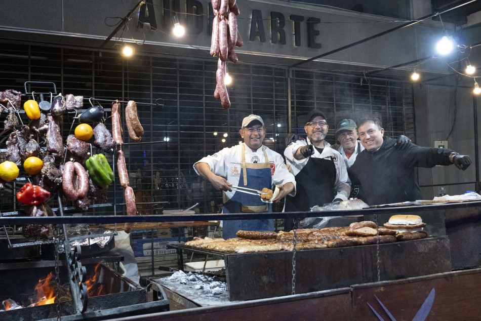 522215 | Noche de Peatonales  - Silvina La Calamita