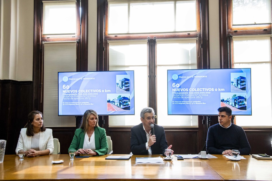 523238 | Conferencia de Prensa Presentación de Equipamiento Urbano - Subsecretaría de Comunicación Social (Silvio Moriconi)