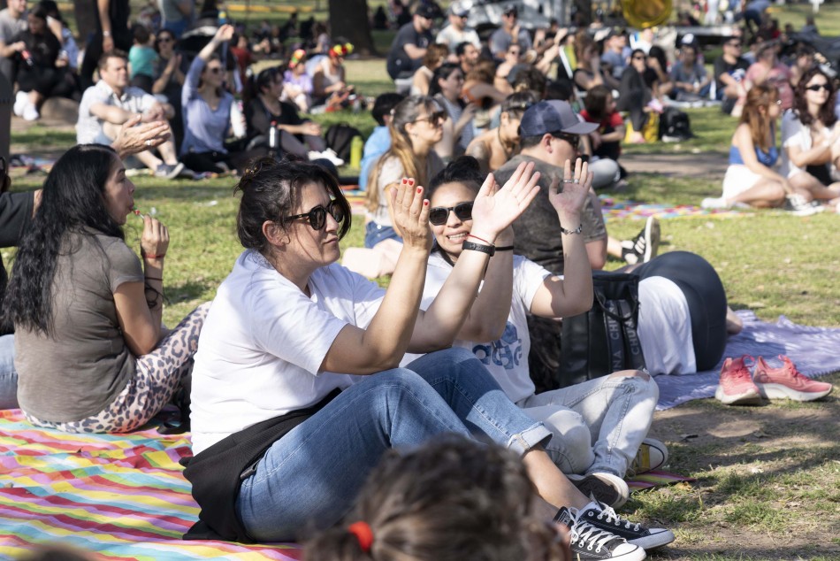 524126 |  Más de 150.000 personas disfrutaron de las propuestas municipales para recibir a la primavera - Silvina La Calamita