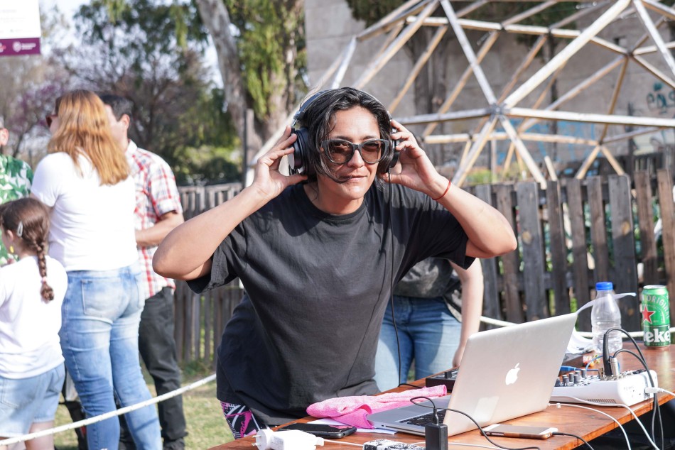 524127 |  Más de 150.000 personas disfrutaron de las propuestas municipales para recibir a la primavera - Silvina La Calamita