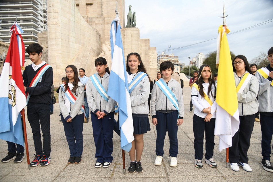 529103 | Izamiento por Día de Rosario y su Santa Patrona - Subsecretaría de Comunicación Social (Jonatan Bustos)