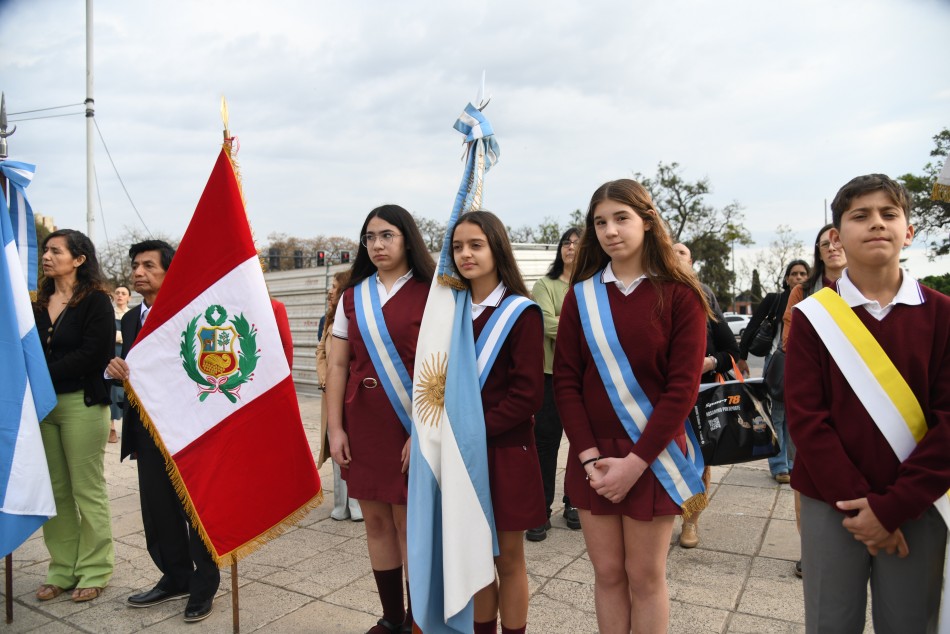 529104 | Izamiento por Día de Rosario y su Santa Patrona - Subsecretaría de Comunicación Social (Jonatan Bustos)