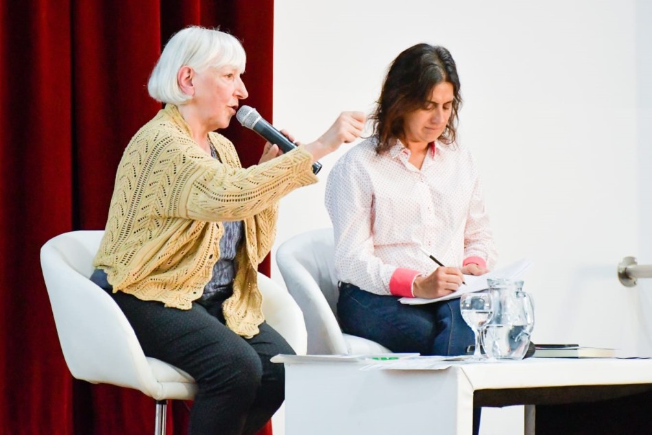 538170 | La filósofa María Luisa Femenías destacó los 30 años de implementación sostenida de políticas - Florencia Carrera